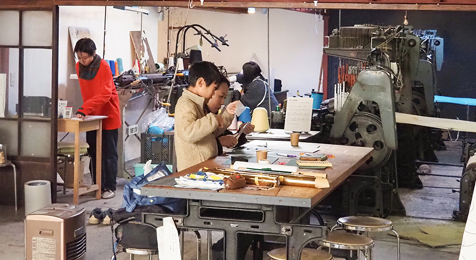 株式会社奥田染工場<br />
プリント工場にある材料でオリジナルオーナメント製作