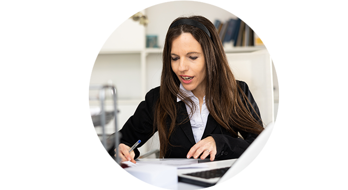 当社のポルトガル語翻訳の強みの写真②ネイティブチェック＆レビュー体制